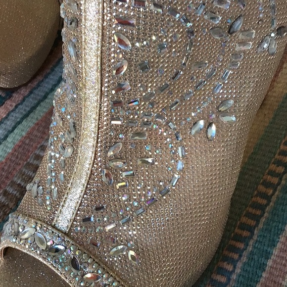 De Blossom Collection Heels - Picture 4 of 7